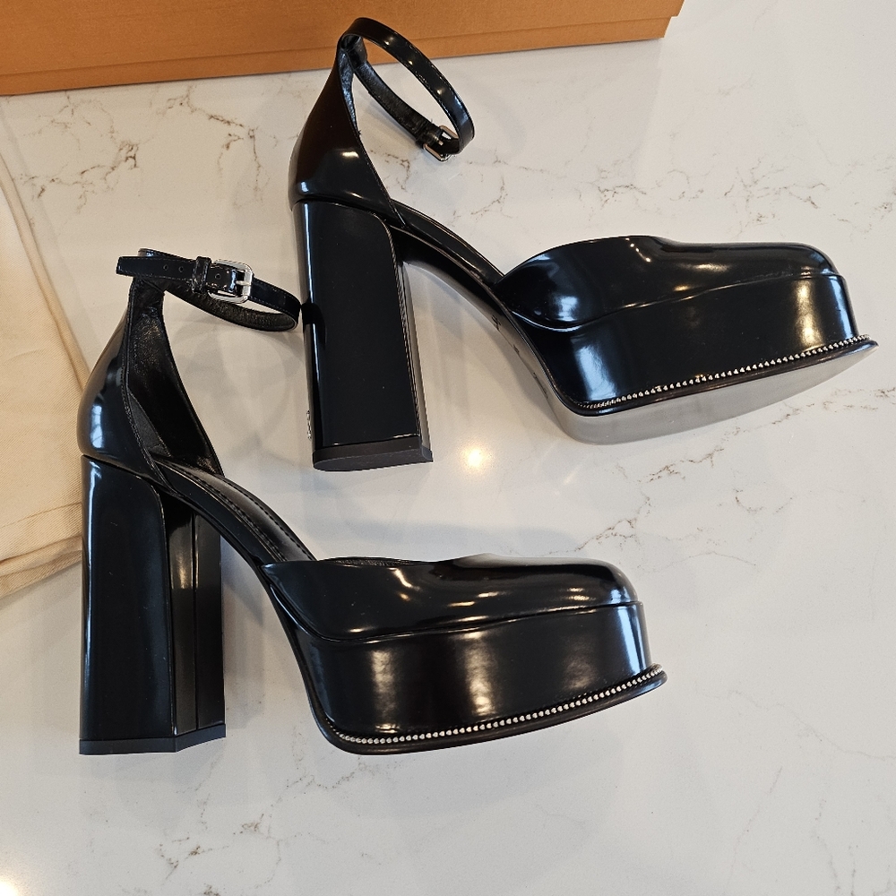 Louis Vuitton Platform Pumps with dust bags and box 38.5 - Picture 7 of 9